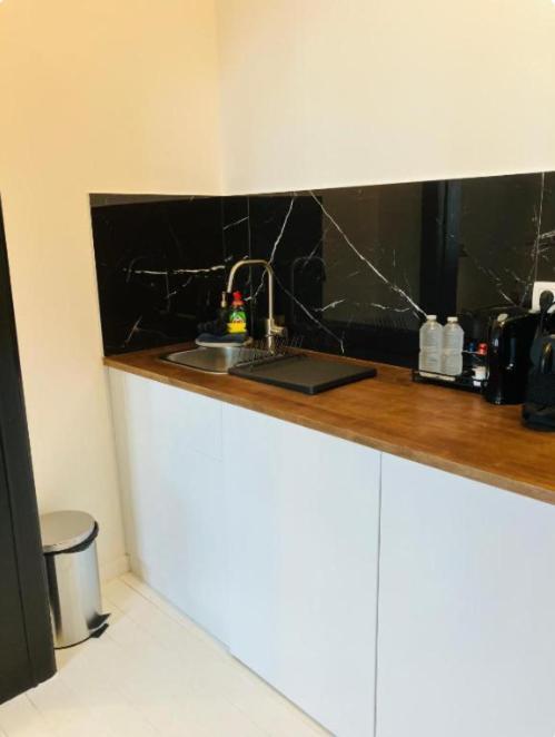 Bnb Hotel Suikernest แอนต์เวิร์ป ภายนอก รูปภาพ